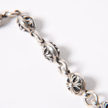 Load the image into the gallery viewer. 極美品 CHROME HEARTS クロムハーツ 1ボール ショート 1クリップ #2 クロスボール ウォレットチェーン 重量約128.17g 全長約43cm 中古 4a006325
