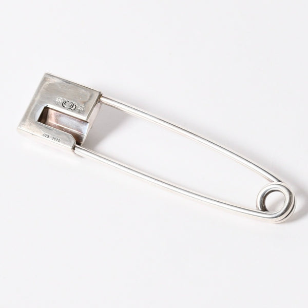 極美品 CHROME HEARTS クロムハーツ SAFETY PIN XL セーフティピン XL 重量約58.25g 2010/.925刻印 ピラミッド CHプラス 中古 4a006332