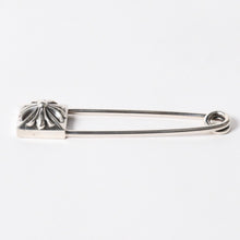 画像をギャラリービューアに読み込む, 極美品 CHROME HEARTS クロムハーツ SAFETY PIN XL セーフティピン XL 重量約58.25g 2010/.925刻印 ピラミッド CHプラス 中古 4a006332