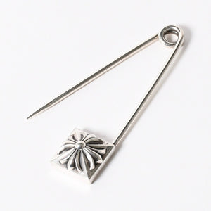 極美品 CHROME HEARTS クロムハーツ SAFETY PIN XL セーフティピン XL 重量約58.25g 2010/.925刻印 ピラミッド CHプラス 中古 4a006332