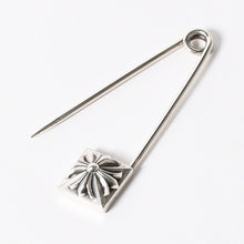 画像をギャラリービューアに読み込む, 極美品 CHROME HEARTS クロムハーツ SAFETY PIN XL セーフティピン XL 重量約58.25g 2010/.925刻印 ピラミッド CHプラス 中古 4a006332