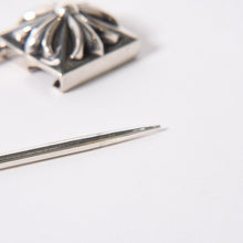 画像をギャラリービューアに読み込む, 極美品 CHROME HEARTS クロムハーツ SAFETY PIN XL セーフティピン XL 重量約58.25g 2010/.925刻印 ピラミッド CHプラス 中古 4a006332