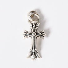 Load the image into the gallery viewer. 極美品 CHROME HEARTS クロムハーツ DBL CH CRS SML W/BALE ダブルCHクロス スモール W/ベイル ペンダントトップ 重量約20.96g 中古 4a006263