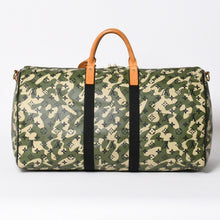 画像をギャラリービューアに読み込む, 極美品 LOUIS VUITTON ルイヴィトン ×村上隆 キーポルバンドリエール55 モノグラムモフラージュ M95774 ゴールド金具 中古 4a006335