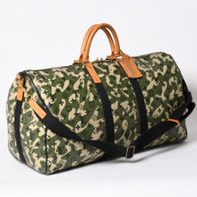 画像をギャラリービューアに読み込む, 極美品 LOUIS VUITTON ルイヴィトン ×村上隆 キーポルバンドリエール55 モノグラムモフラージュ M95774 ゴールド金具 中古 4a006335
