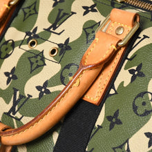 画像をギャラリービューアに読み込む, 極美品 LOUIS VUITTON ルイヴィトン ×村上隆 キーポルバンドリエール55 モノグラムモフラージュ M95774 ゴールド金具 中古 4a006335
