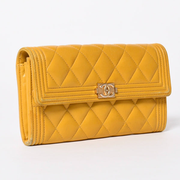 CHANEL シャネル ボーイシャネル ロングウォレット 長財布 28番台 ココマーク ラムスキン イエロー ゴールド金具 美品 中古 4a006764