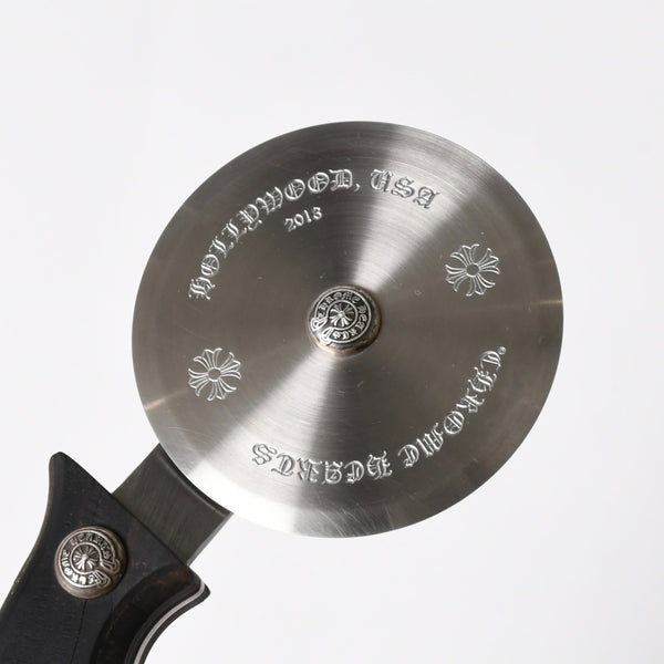 極美品 CHROME HEARTS クロムハーツ PIZZA CUTTER カトラリー ピザカッター ホースシュー CHプラス エボニーウッド ブラウン 中古 4a006336
