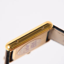 Load the image into the gallery viewer. 極美品 CARTIER カルティエ TANK LM VERMEIL マストタンク LM ヴェルメイユ 腕時計 1975713 GP レザー ボルドー文字盤 手巻き 中古 4a006044
