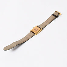 Load the image into the gallery viewer. 極美品 CARTIER カルティエ TANK LM VERMEIL マストタンク LM ヴェルメイユ 腕時計 1975713 GP レザー ボルドー文字盤 手巻き 中古 4a006044