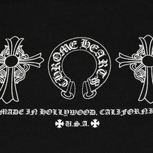 Load the image into the gallery viewer. CHROME HEARTS クロムハーツ ホースシュー ヘアリー クロス ロングTシャツ キッズ コットン ブラック サイズ2T 美品 中古 4a006245