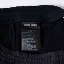 画像をギャラリービューアに読み込む, 極美品 MIU MIU ミュウミュウ コットンフリース ミニスカート MJD226 ネイビー レディース ロゴパッチ シルバー金具 中古 4a006357