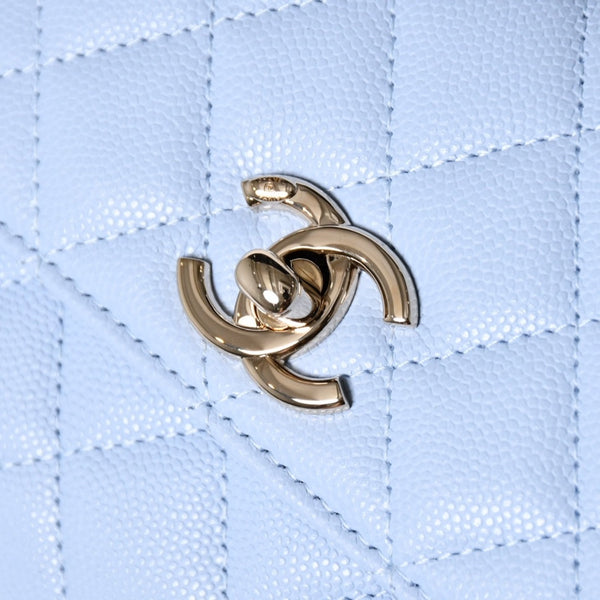 新品未使用品 CHANEL シャネル マトラッセ ココハンドル 14.5 ミニチェーン クラッチ バッグ ライトブルー ランダム番台 中古 4a006467
