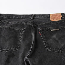 画像をギャラリービューアに読み込む, 極美品 CHROME HEARTS クロムハーツ Levi's リーバイス 501 デニム ブラック クロスパッチ ラージクロス スモールクロス サイズ34 中古 4a006484