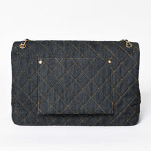 Load the image into the gallery viewer. 新品未使用 CHANEL シャネル デカマトラッセ38 Sフラップ Wチェーンショルダーバッグ ランダム番台 ココマーク デニム 中古 4a006419