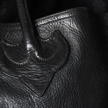 Load the image into the gallery viewer. 極美品 CHROME HEARTS クロムハーツ TOTE W SNP 3CEME スナップ トートバッグ セメタリークロスパッチ ダガー シルバー925 中古 4a006382