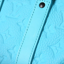 Load the image into the gallery viewer. 極美品 LOUIS VUITTON ルイヴィトン キーポルバンドリエール 25 モノグラムトリヨン ターコイズ ハンドバッグ レザー M11996 中古 4a006254