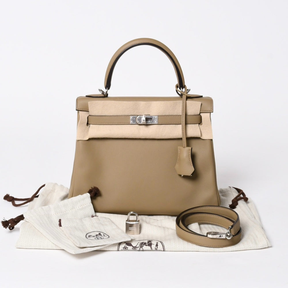 新品同様 HERMES エルメス ケリー25 2WAY ショルダーバッグ W刻印 ヴォースイフト ベージュマルファ シルバー金具 中古 4a006145