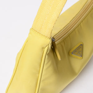 PRADA プラダ Re-Edition 2000 ハンドバッグ ワンショルダーバッグ 1NE515 トライアングルロゴ ナイロン イエロー 美品 中古 4a006505