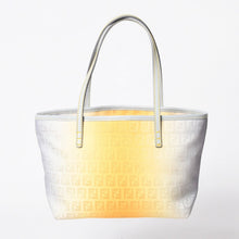 将图片加载到图库查看器中。 極美品 FENDI フェンディ ズッキーノ FFロゴ トートバッグ ハンドバッグ 8BH099 キャンバス レザー グレー イエロー 中古 4a006497