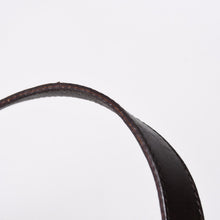 Load the image into the gallery viewer. 極美品 FENDI フェンディ ショルダーバッグ クロスボディバッグ マンマバケット ズッカ柄 33492 ブラウン シルバー金具 中古 4a006409
