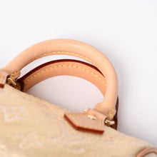 将图片加载到图库查看器中。 極美品 LOUIS VUITTON ルイヴィトン Hand Bag ハンドバッグ Shoulder Bag ショルダーバッグ モノグラムジャガード ナノスピーディ M82242 ゴールド ベージュ 中古 4a006443