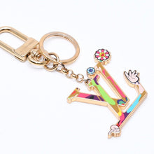 画像をギャラリービューアに読み込む, 極美品 LOUIS VUITTON× TM ルイヴィトン キーホルダー LV アイコニック スーパーフラットチャーム 村上隆 M02468 中古 4a006414