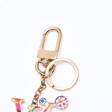 画像をギャラリービューアに読み込む, 極美品 LOUIS VUITTON× TM ルイヴィトン キーホルダー LV アイコニック スーパーフラットチャーム 村上隆 M02468 中古 4a006414