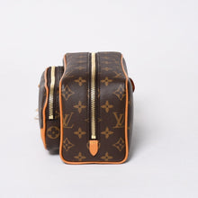 画像をギャラリービューアに読み込む, 新品同様品 LOUIS VUITTON ルイヴィトン ロッカー ドップ・キッド カーゴ M2A501 クラッチバッグ ハンドバッグ ブラウン ゴールド金具 中古 4a006420