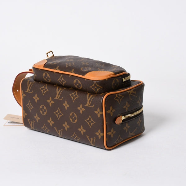 新品同様品 LOUIS VUITTON ルイヴィトン ロッカー ドップ・キッド カーゴ M2A501 クラッチバッグ ハンドバッグ ブラウン ゴールド金具 中古 4a006420