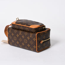 画像をギャラリービューアに読み込む, 新品同様品 LOUIS VUITTON ルイヴィトン ロッカー ドップ・キッド カーゴ M2A501 クラッチバッグ ハンドバッグ ブラウン ゴールド金具 中古 4a006420