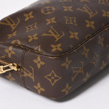 Load the image into the gallery viewer. LOUIS VUITTON ルイヴィトン トゥルーストワレット23 コスメポーチ クラッチバッグ ポーチ モノグラム ブラウン 良品 中古 4b010807