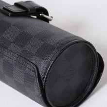 Load the image into the gallery viewer. 極美品 LOUIS VUITTON ルイヴィトン 時計ケース ダミエグラフィット エテュイ 3モントル 3本用ウォッチケース 時計ケース 筒型 マルチポーチ N41137 中古 4a006422