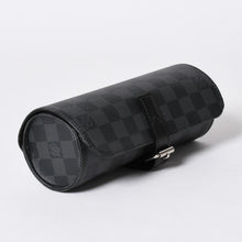 Load the image into the gallery viewer. 極美品 LOUIS VUITTON ルイヴィトン 時計ケース ダミエグラフィット エテュイ 3モントル 3本用ウォッチケース 時計ケース 筒型 マルチポーチ N41137 中古 4a006422