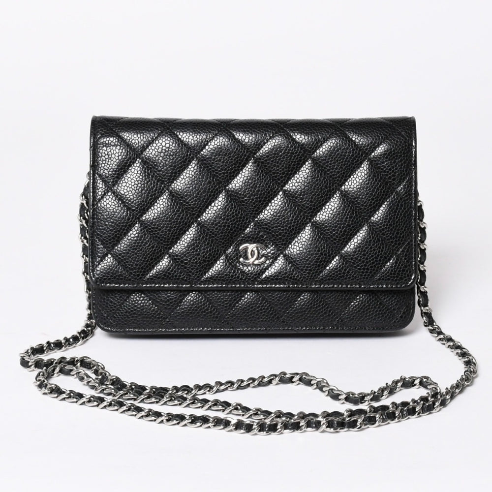 極美品 CHANEL シャネル チェーンウォレット 長財布 AP0250 22番台 ココマーク キャビアスキン ブラック シルバー金具 中古 4a004351
