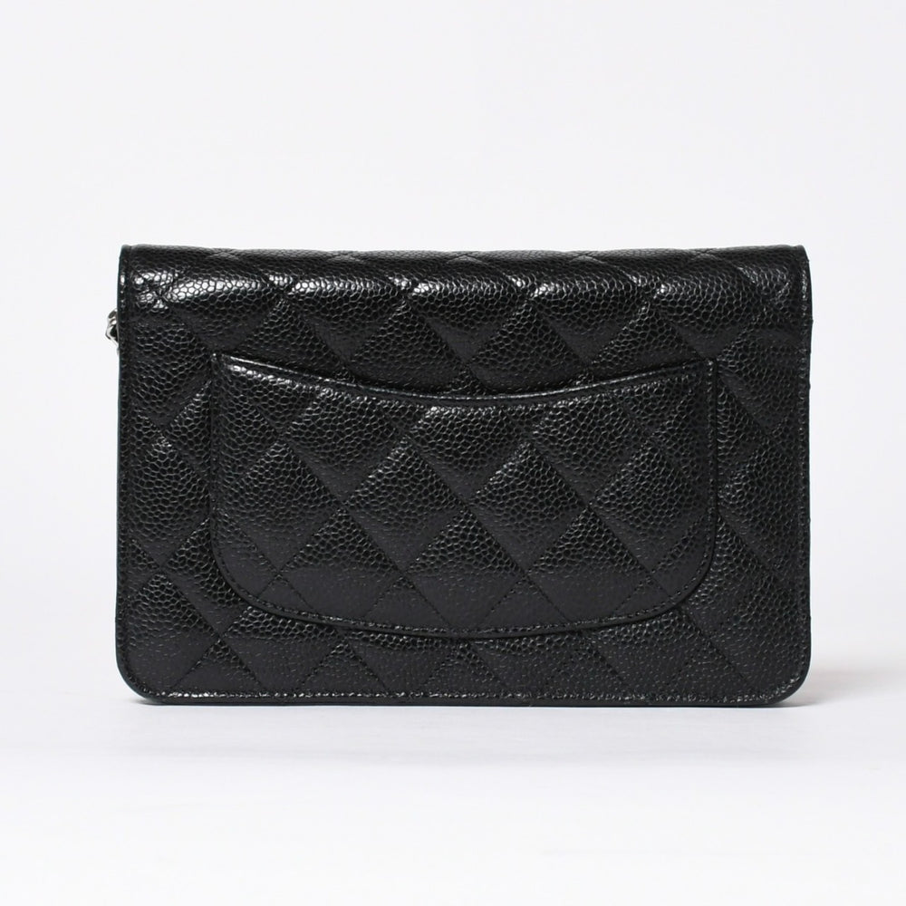 極美品 CHANEL シャネル チェーンウォレット 長財布 AP0250 22番台 ココマーク キャビアスキン ブラック シルバー金具 中古 4a004351