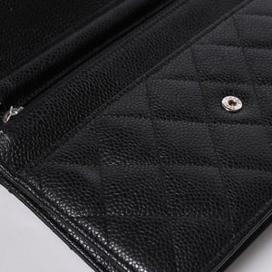 極美品 CHANEL シャネル チェーンウォレット 長財布 AP0250 22番台 ココマーク キャビアスキン ブラック シルバー金具 中古 4a004351