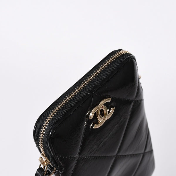 新品未使用品 CHANEL シャネル チェーンショルダー シャイニー パテントレザー ランダム番台 マトラッセ ココマーク フォンケース 中古 4a006466