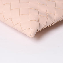 画像をギャラリービューアに読み込む, 新品同様品 BOTTEGA VENETA ボッテガヴェネタ イントレチャート 2WAY ハンドバッグ ショルダーバッグ ピンク ゴールド金具 A00621123X 中古 4a006237