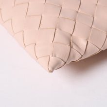 画像をギャラリービューアに読み込む, 新品同様品 BOTTEGA VENETA ボッテガヴェネタ イントレチャート 2WAY ハンドバッグ ショルダーバッグ ピンク ゴールド金具 A00621123X 中古 4a006237