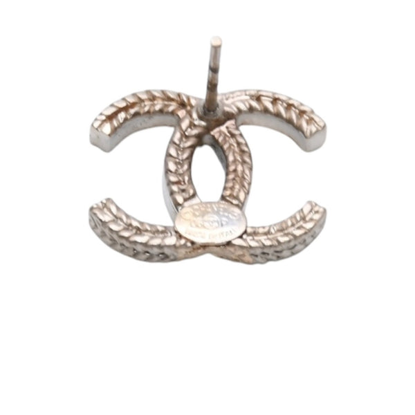 極美品 CHANEL シャネル ピアス スリム ココマーク チェーン柄 ゴールド 06P 刻印片側 earrings slim CC chain 06P GD 美品 中古 4a000639