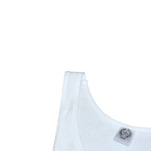 画像をギャラリービューアに読み込む, CHROME HEARTS クロムハーツ タンクトップ サイズL BSフレア オールドイングリッシュロゴ プリント ホワイト ブラック 美品 中古 4a001305