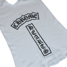 画像をギャラリービューアに読み込む, CHROME HEARTS クロムハーツ タンクトップ サイズL BSフレア オールドイングリッシュロゴ プリント ホワイト ブラック 美品 中古 4a001305
