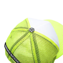 画像をギャラリービューアに読み込む, 新品未使用 CHROME HEARTS クロムハーツ TRUCKER CAP トラッカーキャップ セメタリークロスパッチ グリーン シルバー925 中古 4a001457