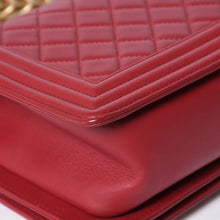 Load the image into the gallery viewer. CHANEL シャネル ボーイシャネル チェーンショルダーバッグ ショルダーバッグ 26番台 ラムスキン ココマーク ピンク ゴールド金具 美品 中古 4a006431
