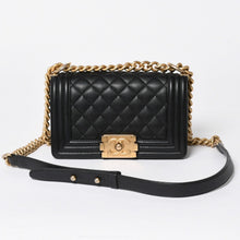 画像をギャラリービューアに読み込む, 極美品 CHANEL シャネル ボーイシャネル ショルダーバッグ スモールハンドバッグ 29番台 キャビアスキン A67085 ココマーク ブラック ゴールド金具 中古 4a006429