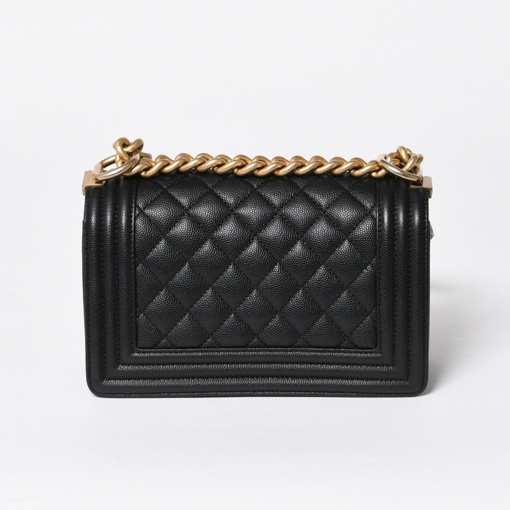 極美品 CHANEL シャネル ボーイシャネル ショルダーバッグ スモールハンドバッグ 29番台 キャビアスキン A67085 ココマーク ブラック ゴールド金具 中古 4a006429
