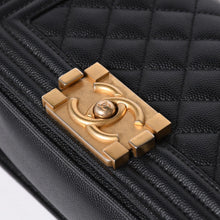 画像をギャラリービューアに読み込む, 極美品 CHANEL シャネル ボーイシャネル ショルダーバッグ スモールハンドバッグ 29番台 キャビアスキン A67085 ココマーク ブラック ゴールド金具 中古 4a006429