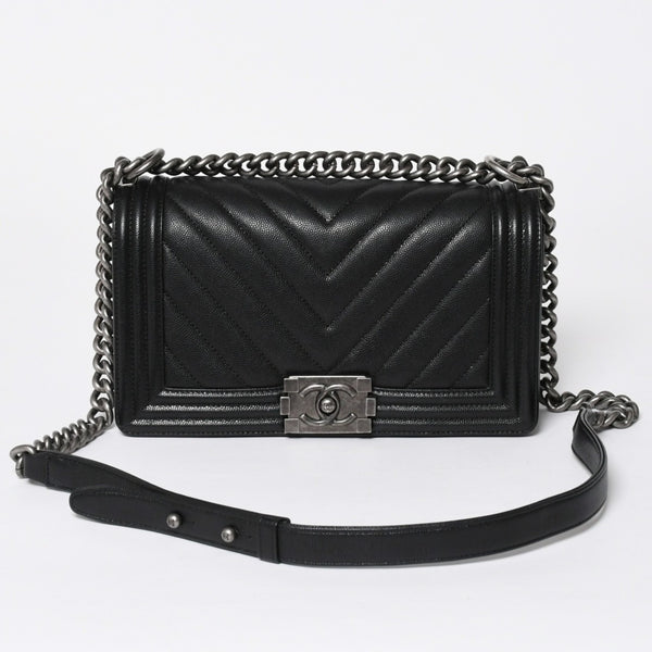 新品同様品 CHANEL シャネル ボーイシャネル チェーンショルダーバッグ ショルダーバッグ シェブロン Vステッチ 24番台 ココマーク ブラック 中古 4a006433