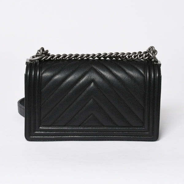 新品同様品 CHANEL シャネル ボーイシャネル チェーンショルダーバッグ ショルダーバッグ シェブロン Vステッチ 24番台 ココマーク ブラック 中古 4a006433